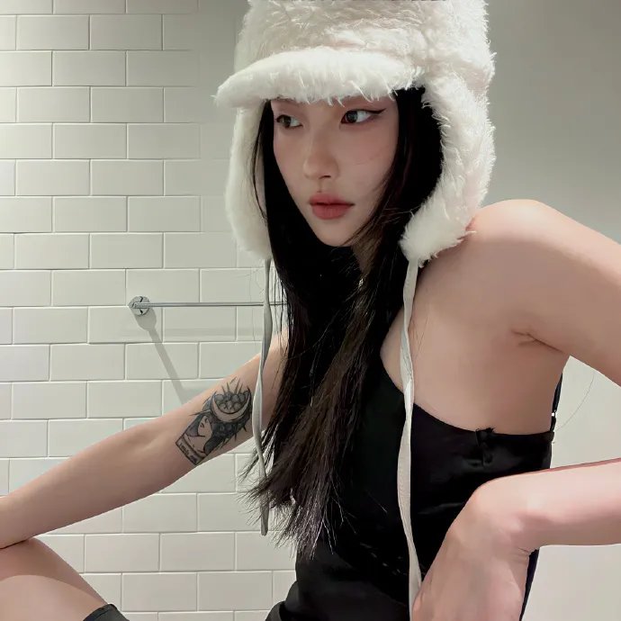 羞怯的女人
